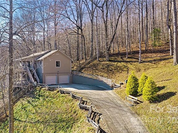 4th image of 187 Trillium End Ln
