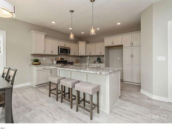 4th image of 5005 Walker Cir