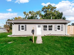 2697 Jasper St, Lake Station, IN 46405