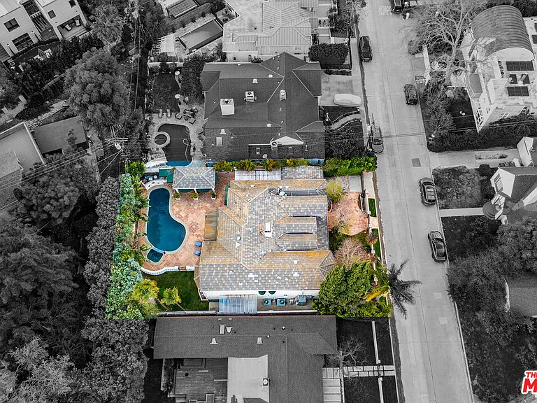 4063 Benedict Canyon Dr — Photo 55