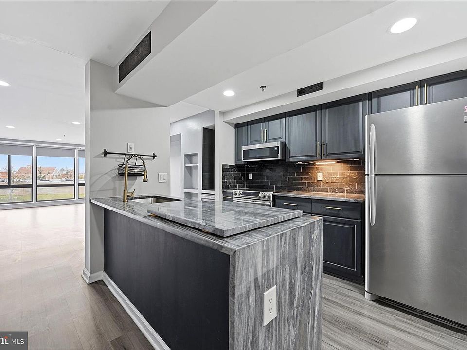 1st image of 1960 Superfine Ln APT 90