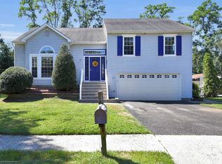 12 Marc Dr, Howell, NJ 07731