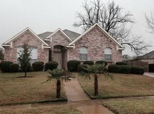 1212 Chancellorsville Pkwy, Grand Prairie, TX 75052