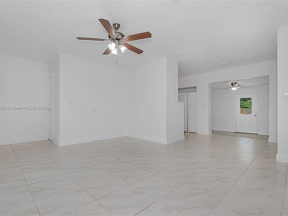 3rd image of 421 NE 44th St