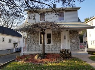 213 7th St, Palisades Park, NJ