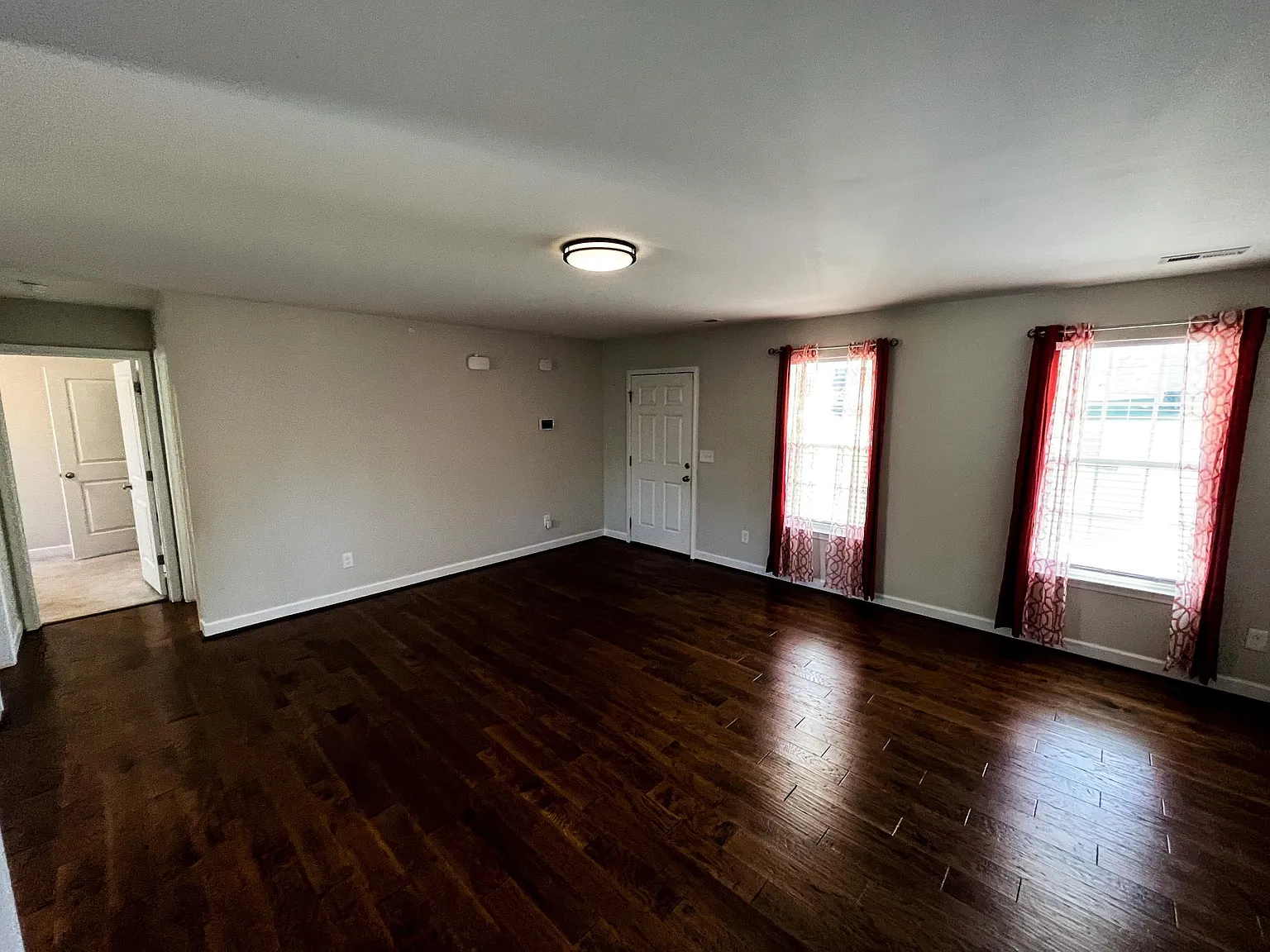 3225 Ridgewood Place Dr — Photo 3