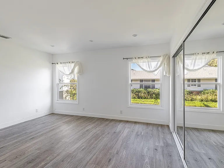 6500 San Vicente Blvd #6502 — Photo 2