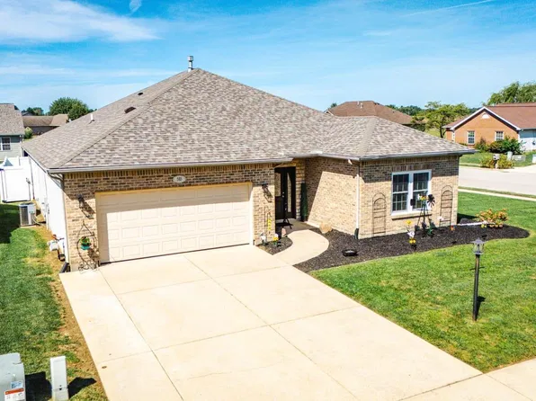 585 Silverado Dr, Wilmington, OH 45177