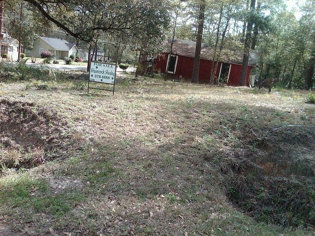 2nd image of 704 9th Ave.