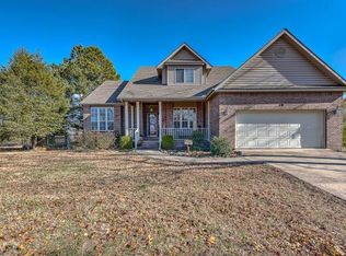19 Longridge Ln, Bella Vista, AR 72715