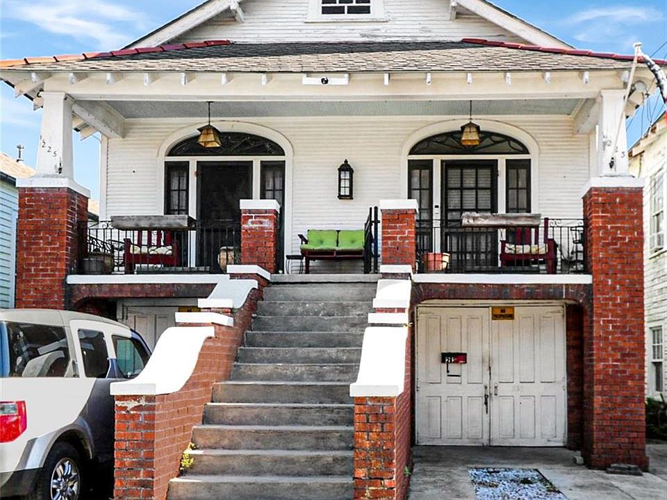2nd image of 223-25 Alix St