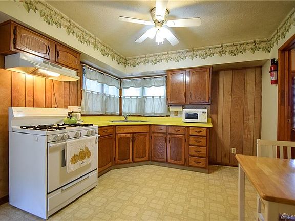 3rd image of 2124 Ottello Ave