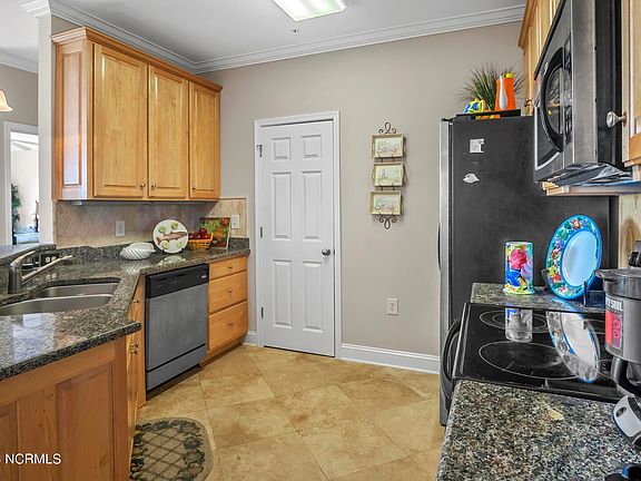 5th image of 7265 Seashell Ln SW Unit 502