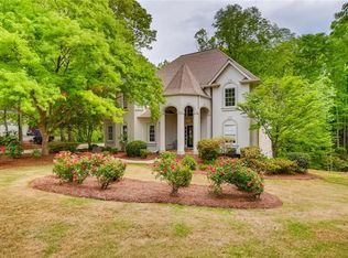 1659 Laurel Ridge Ln, Lawrenceville, GA 30043