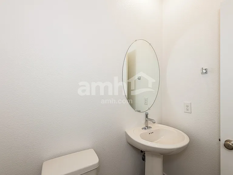 9824 Kai Jurcevic Ave — Photo 7