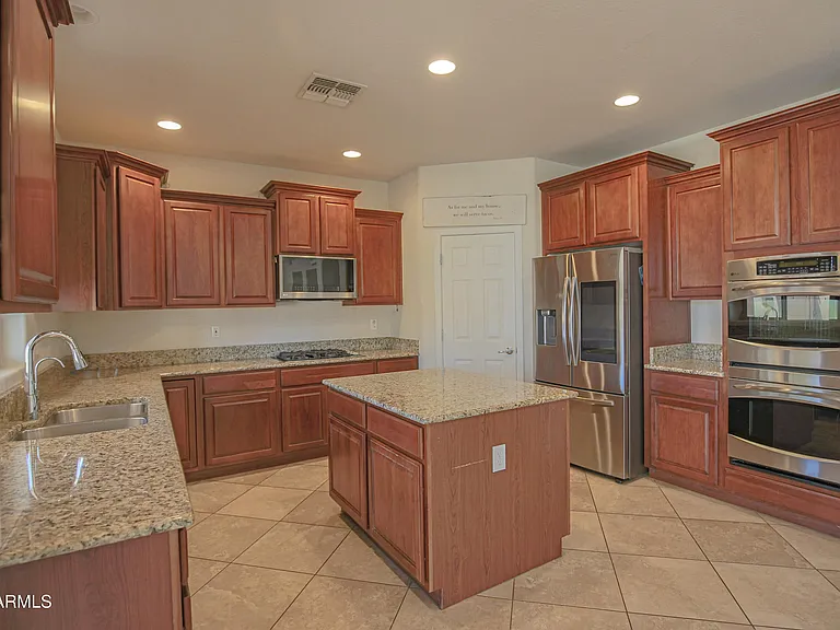 5224 W Bent Tree Dr — Photo 3