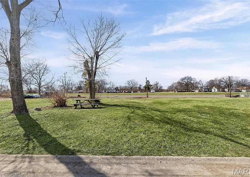 1st image of 848 Saint Benedict Dr