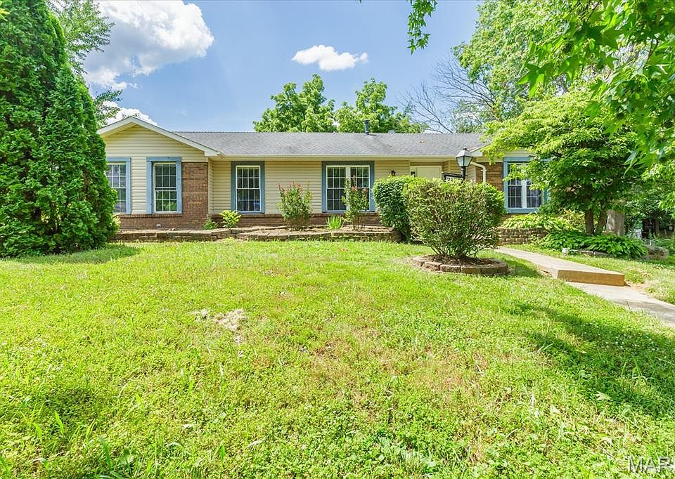 1st image of 4466 Vermilion Dr