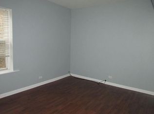 8045 S Dobson Ave #3, Chicago, IL 60619