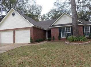 3221 Wildwood Plantation Cir, Valdosta, GA 31605