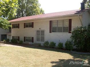 12601 Southridge Dr, Little Rock, AR 72212