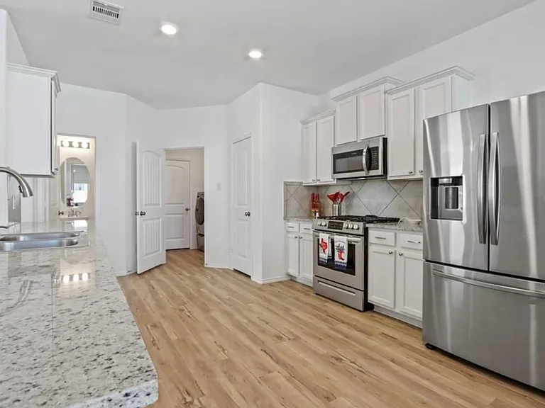 18426 White Stallion Ln — Photo 17