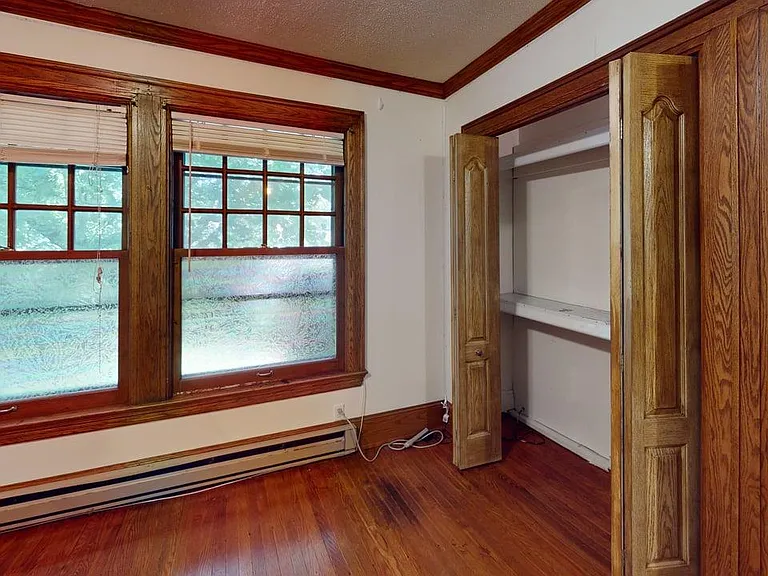 1052 Baldwin Ave — Photo 13