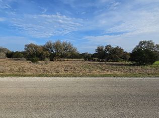 428 Horseshoe Fls #3, Bandera, TX 78003