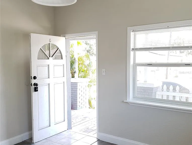 2403 Durham St #1 — Photo 6