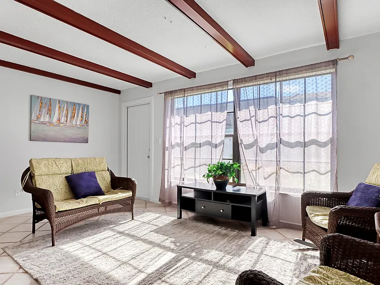 Large sunroom/ office