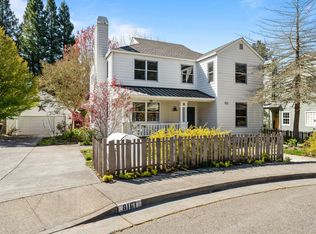 8161 Ragle Pl, Sebastopol, CA 95472