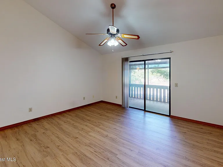 9017 Manchester Ln #21E — Photo 3