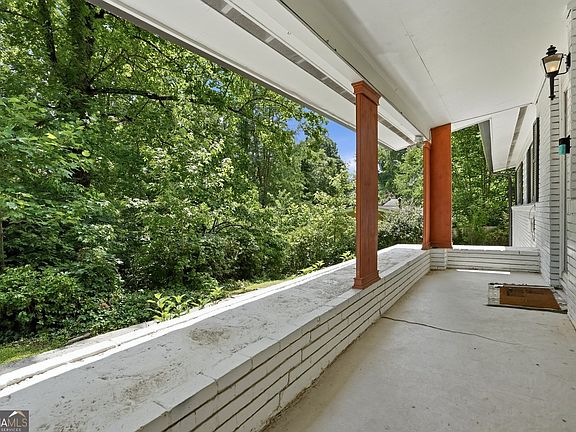 4th image of 3806 Donaldson Dr