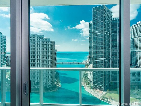 3rd image of 300 S Biscayne Blvd APT 2002
