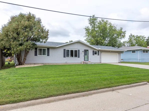 409 Elm St, Sloan, IA 51055
