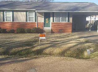 208 Pearl St, Winona, MS 38967