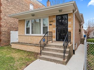 733 E 90th St, Chicago, IL 60619