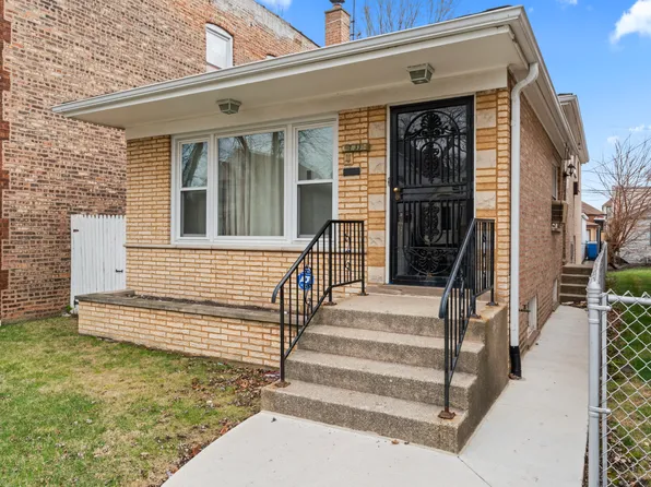733 E 90th St, Chicago, IL 60619