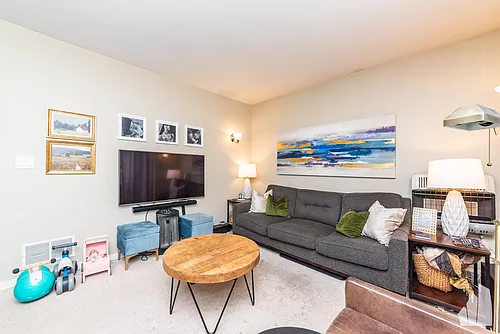 23 N Racine Ave #1 Photo 1