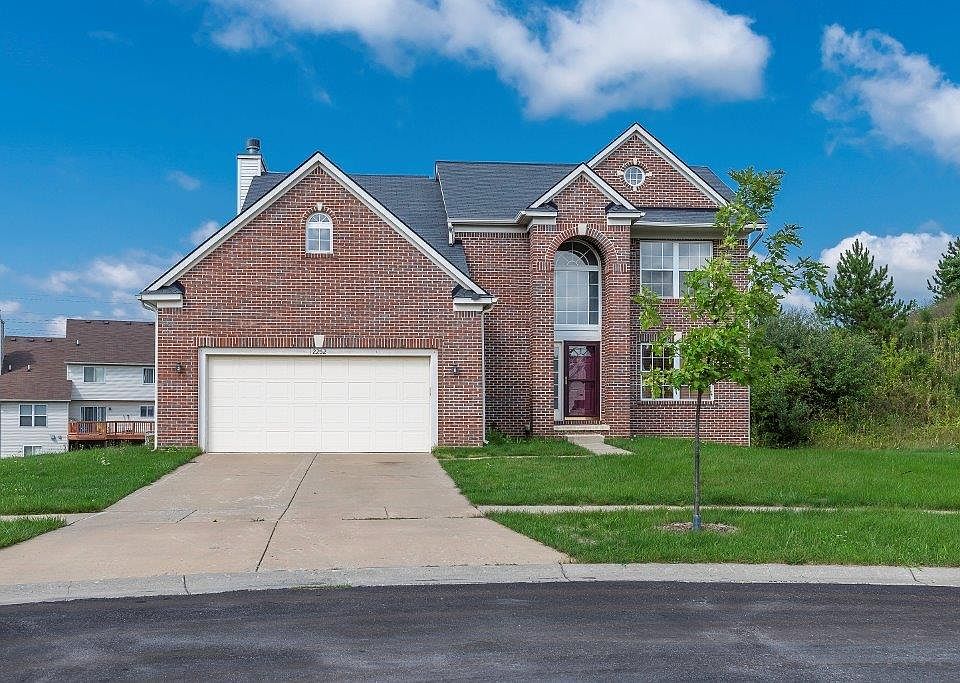1st image of 2252 Woodhaven Ct