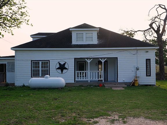 2nd image of 24206 Longenbaugh Rd