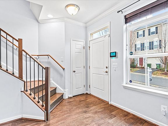 5th image of 106 Conestoga Ln