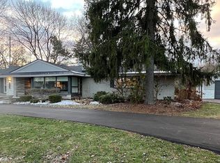 910 Bloomcrest Dr, Bloomfield Hills, MI 48304