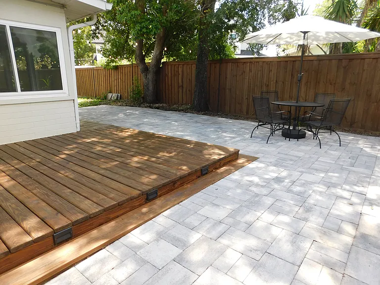 2252 Howard Dr — Photo 37