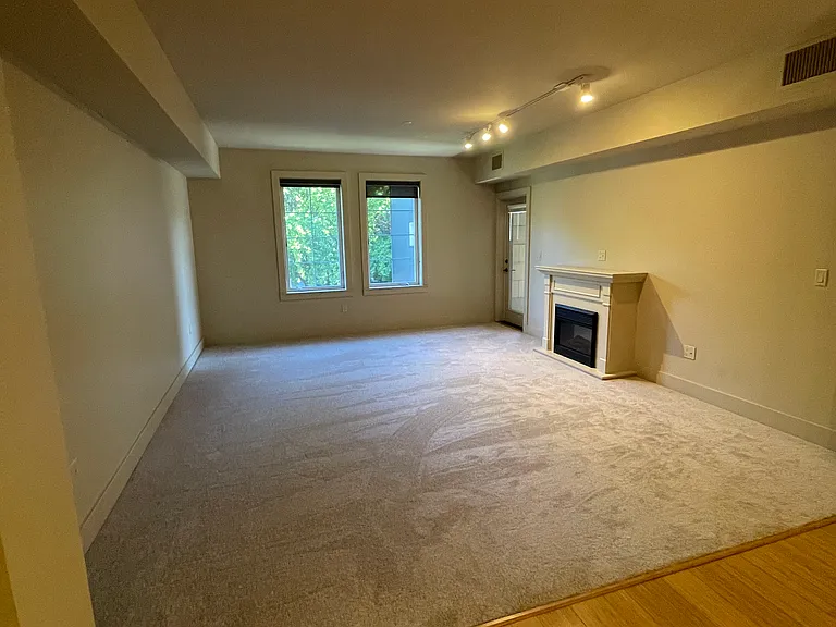745 Bellevue Ave E #304 — Photo 21