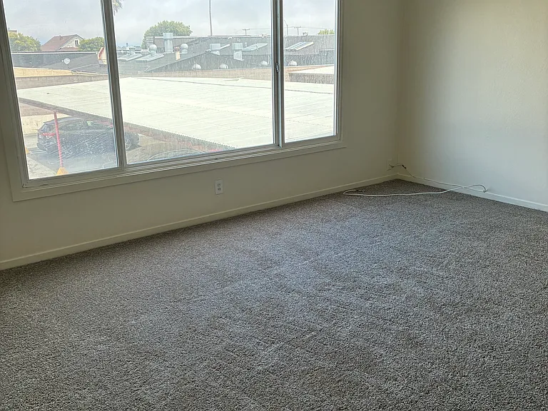 160 1st Ave #6 — Photo 3