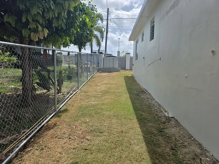 Carr 459 KM 2 INT Bo Camaseyes — Photo 16