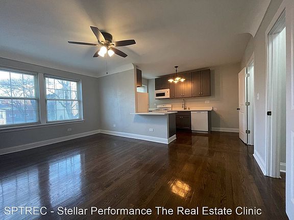 2nd image of 836 W Washington Blvd #2E