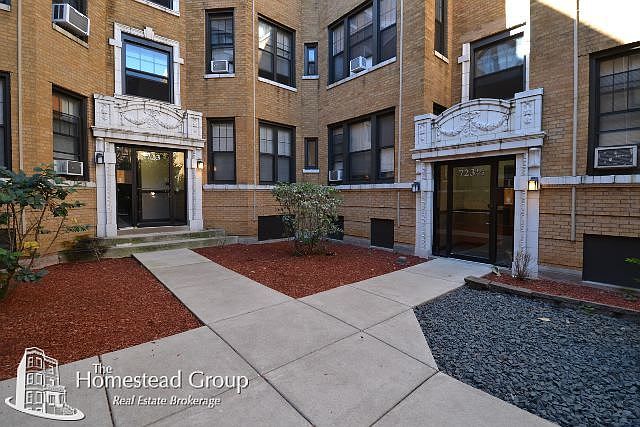 1st image of 7235 W Barry Ave #2B