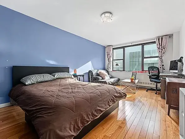 417 East 90th Street 7G image 1 of 5
